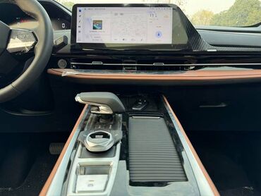 Changan: Avtomobil 0 km dir və ən son full salondur. 3 illik kasko(taksi)və — 12