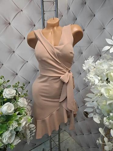 pull and bear torbice: Elegantna ženska haljina bez rukava, sa asimetričnim preklopom i — 2