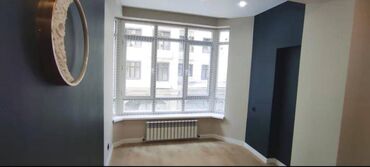 куплю 2 комнатную квартиру в бишкеке без посредников: 2 бөлмө, 52 кв. м, Элитка, 3 кабат, Дизайнердик ремонт
