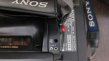 digital camera: Видеокамера Sony Video8 Handycam CCD-TR450E с черным корпусом — 10