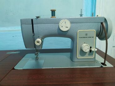 швейная машына: Швейная машина Chayka, Ручной