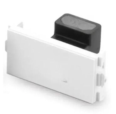 model modem wifi: Brand: / |x|x Model: HDMI zidna utičnica ugaona Ugreen MM113 90