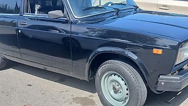lada qrand: VAZ 2107, qara rəng, sedan kuzov. Klassik dizaynlı, 4 qapı, mexaniki — 1