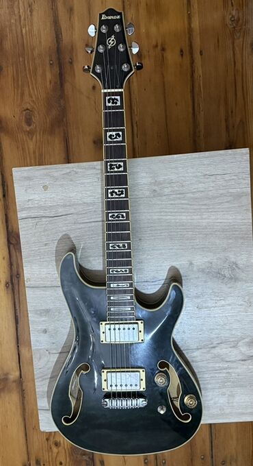 informatika is defteri 2 ci sinif: Elektron gitara, Ibanez, 6 sim, İşlənmiş