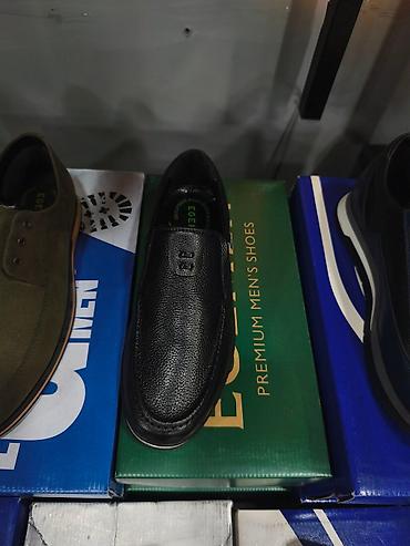 Ayaqqabılar: Kişi ayaqqabıları – klassik və gündəlik modellər - Material: qara və — 13