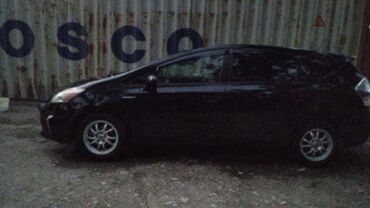 авто с последующим выкупом фит: Toyota Prius: 2011 г., 1.8 л, Вариатор, Гибрид, Универсал