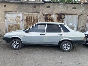 автомобиль ваз лада: ВАЗ (ЛАДА) 21099: 2000 г., 1.6 л, Механика, Бензин, Седан