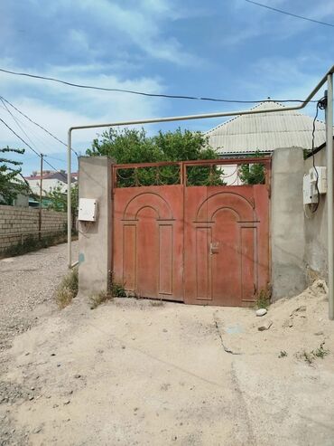 Həyət evləri və villaların satışı: 3 otaqlı, 121 kv. m, Orta təmir — 2