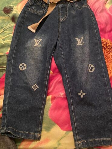 джинсы для девочки: Джинсы и брюки, цвет - Синий, Б/у