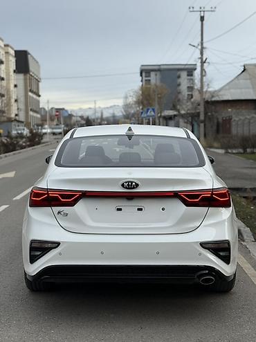 Kia: Kia K3: 2019 г., 1.6 л, Вариатор, Бензин, Седан — 3