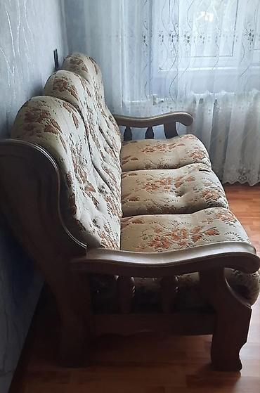 Klassik üslubda 3 nəfərlik divan almaniyanin divanidi remota gore