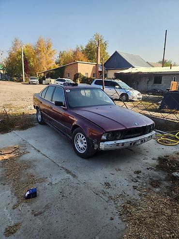 BMW: BMW 5 series: 1993 г., 2.5 л, Механика, Бензин, Седан — 1