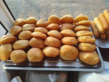 Выпечка, хлебобулочные изделия: Пышки/пончики жареные - Свежие воздушные шарики-пышки, обжаренные до — 10