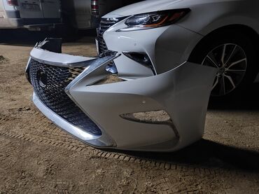 Бамперы: Передний Бампер Lexus 2019 г., Б/у, цвет - Белый, Оригинал