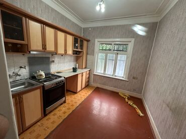 квартира на час в оше: Hazırlıq kursu üçün daha əlverişli bina evi kirayə verilir ünvan Gəncə