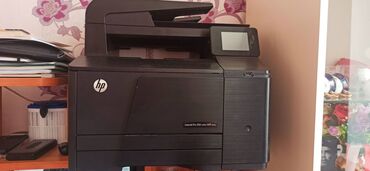 Компьютеры, ноутбуки и планшеты: Tam ideal işlək vəziyətdə satılır lazer printer HP LaserJet Pro 200