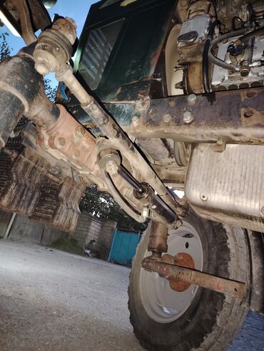 Traktorlar: MTZ tipli təkərli traktor - Ön təkərli dar baza, arxa iri kənd — 4