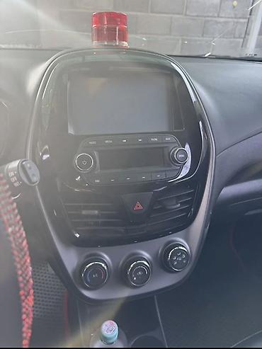 шевроны: Chevrolet Spark: 2018 г., 1 л, Хэтчбэк — 8