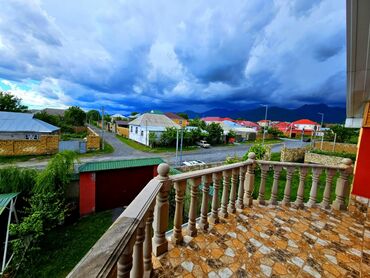 Günlük kirayə evlər: 200 kv. m, 5 otaqlı, Kombi, Qaz, İşıq — 6