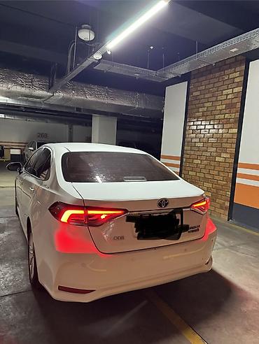 changan cs35 plus: Toyota Corolla: 2021 г., 1.8 л, Гибрид, Седан — 6