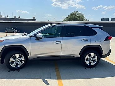 хонда истеп 1: Toyota RAV4: 2022 г., 2.5 л, Автомат, Гибрид, Кроссовер — 3