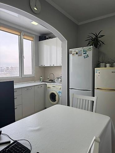 Продажа квартир: 1 комната, 45 м², 106 серия улучшенная, 9 этаж, Евроремонт — 12