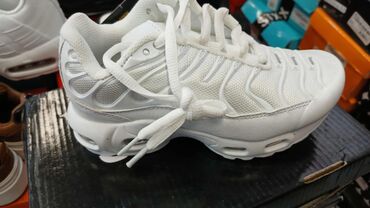 zenska obuca novi pazar: Nike, Veličina - 35 na lalafo.rs zenska obuca novi pazar: Nike, Veličina - 35