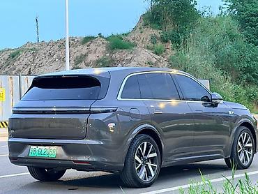 силк вэй: Lixiang L7: 2023 г., 1.5 л, Автомат, Гибрид, Кроссовер — 4