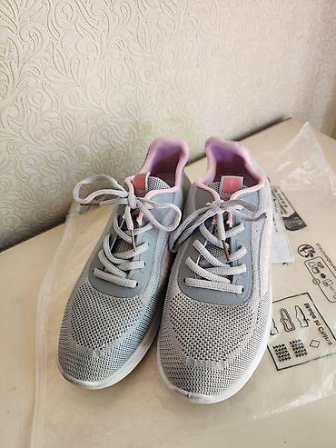 reebok krasovka: Qadın idman ayaqqabısı-çox az işlənibyenidir. - Rəng: açıq boz və — 3