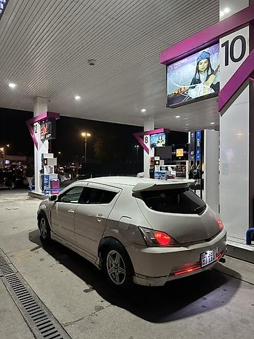 Toyota: Toyota WiLL: 2002 г., 1.5 л, Автомат, Бензин, Хэтчбэк — 1