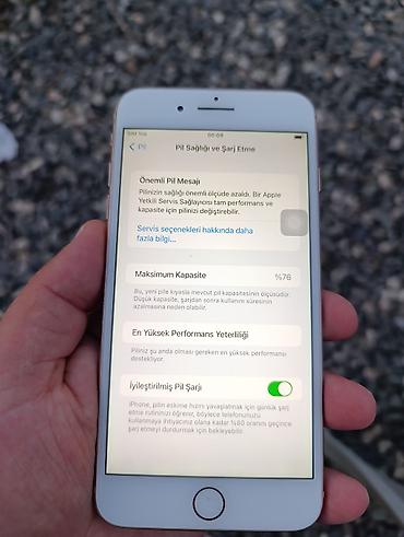 4848 nömrə: IPhone 8 Plus, 64 GB, Qızılı, Qırıq — 4