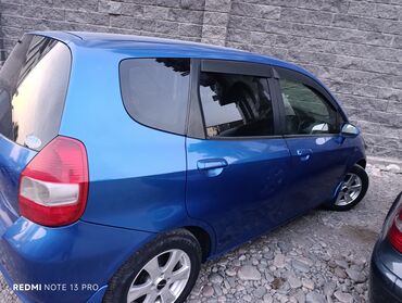 рассрочка авто бишкек без первоначального взноса: Honda Fit: 2003 г., 1.3 л, Вариатор, Бензин, Хэтчбэк