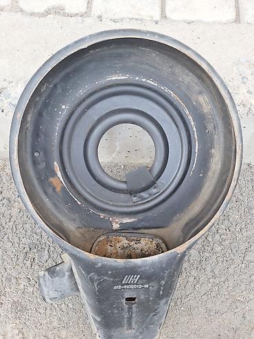 Другие автозапчасти: Продается: 1. Корпус воздушного фильтра для карбюратор Москвич ИЖ 412 — 2