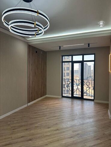 Продажа домов: 3 комнаты, 100 м², Элитка, 7 этаж, Дизайнерский ремонт