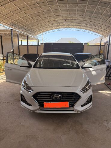 Hyundai: Hyundai Sonata: 2017 г., 2 л, Автомат, Газ, Седан