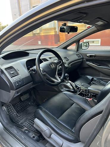 honda inside: Honda Civic: 2007 г., 1.3 л, Автомат, Бензин, Седан — 5