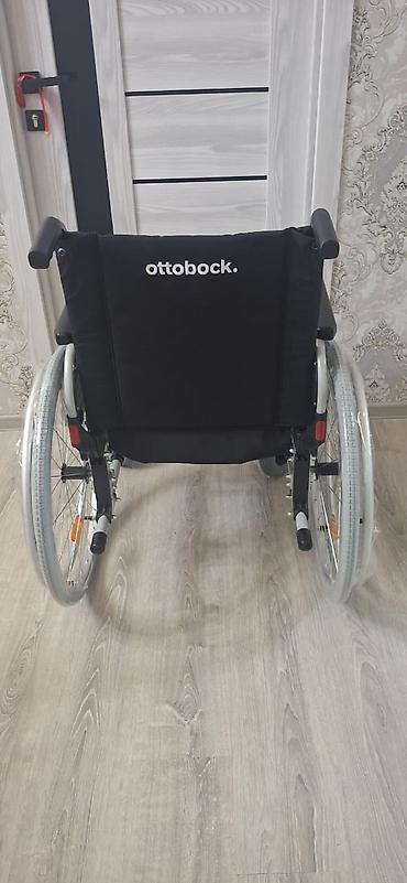 Tibbi məhsullar: Ottobock manual əlil arabası - Brend/model: Ottobock (arxada loqo — 3