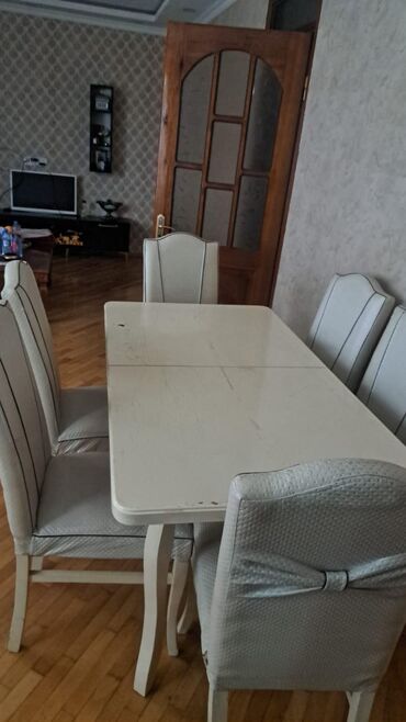 Sifarişlə divanlar: Qonaq otağı üçün, İşlənmiş, Açılan, 6 stul