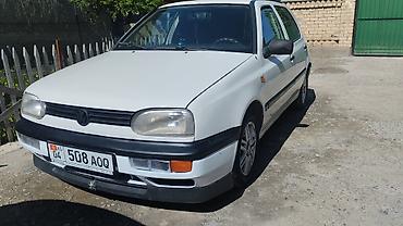 211 3 2: Volkswagen Golf: 1995 г., 1.6 л, Механика, Бензин, Хэтчбэк — 4
