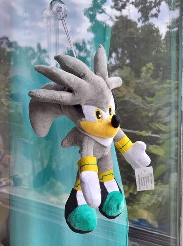 Igračke: 1kom po izboru 950din 5kom (razlicitih) 3000din Plišana Sonic druzina — 5