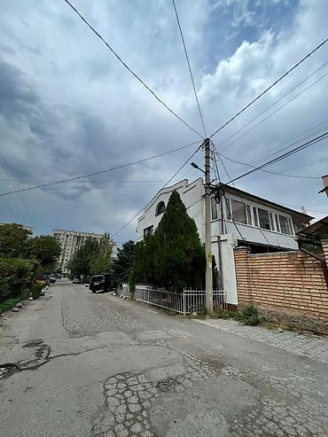 Аренда помещений свободного назначения: 🧲 *Сдаётся первый этаж под образовательный или детский центр! Район — 2