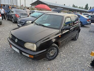 Volkswagen Golf: 1994 г., 1.6 л, Механика, Бензин, Хетчбек