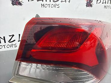 sonata ef: Задний правый стоп-сигнал Hyundai 2018 г., Б/у, Оригинал, Корея — 1