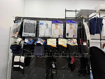 seel butik: Kişi geyim mağazası üçün vitrin və interyer avadanlıqları komplekt və — 6