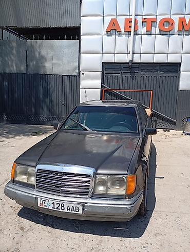 мерс 2 куб: Mercedes-Benz W124: 1990 г., 2.2 л, Механика, Седан — 8