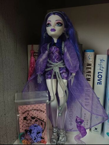 Oyuncaqlar: Monster High Spectra Vondergeist G3 с аксессуарами без коробки