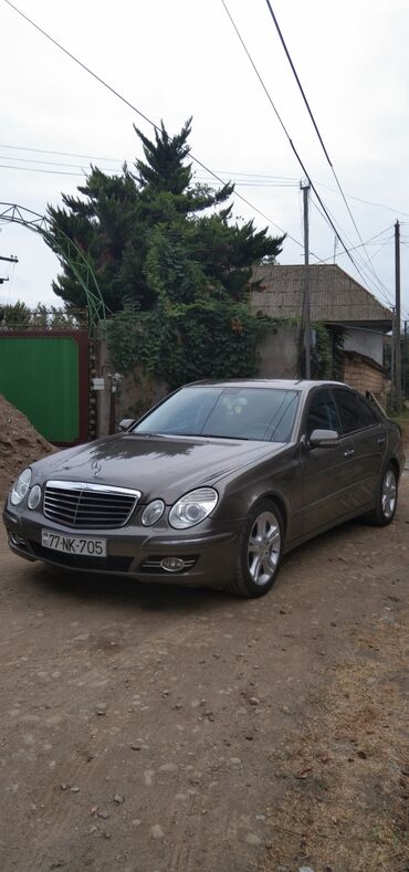 Mercedes-Benz: Mercedes-Benz E 220: 2.2 l | 2008 il Sedan — 2