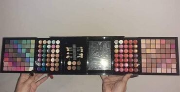 Šminka: Cena 3100 din Sminka Paleta sminke 177 delova Kofer sminka Set — 2