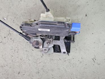 Замки: Замок двери Volkswagen 2005 г., Б/у, Оригинал, Германия — 5