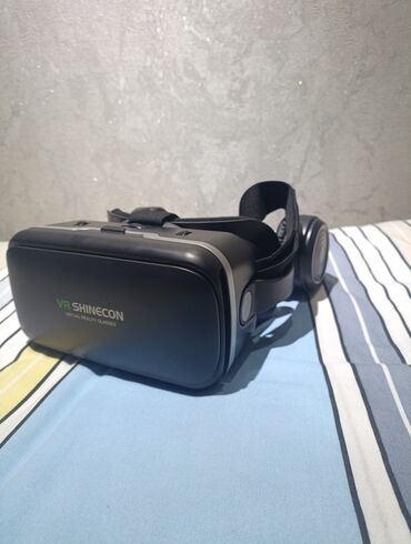 редми нот 13 с: VR Shinecon + Геймпад Продаю: Очки виртуальной реальности VR